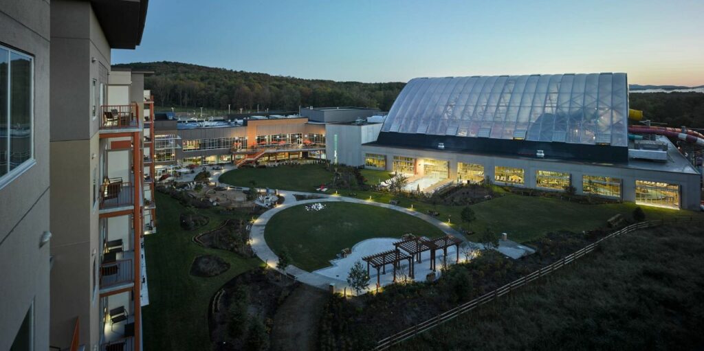 Grand Experience view hotel of indoor water park 1 1