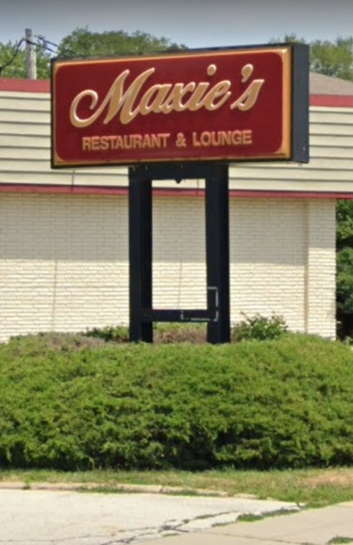 Maxies sign