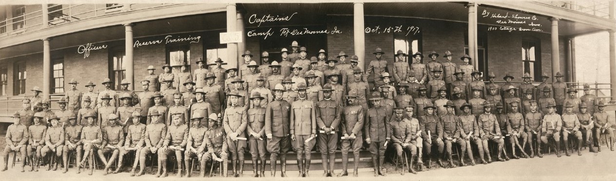 fort des moines black officers