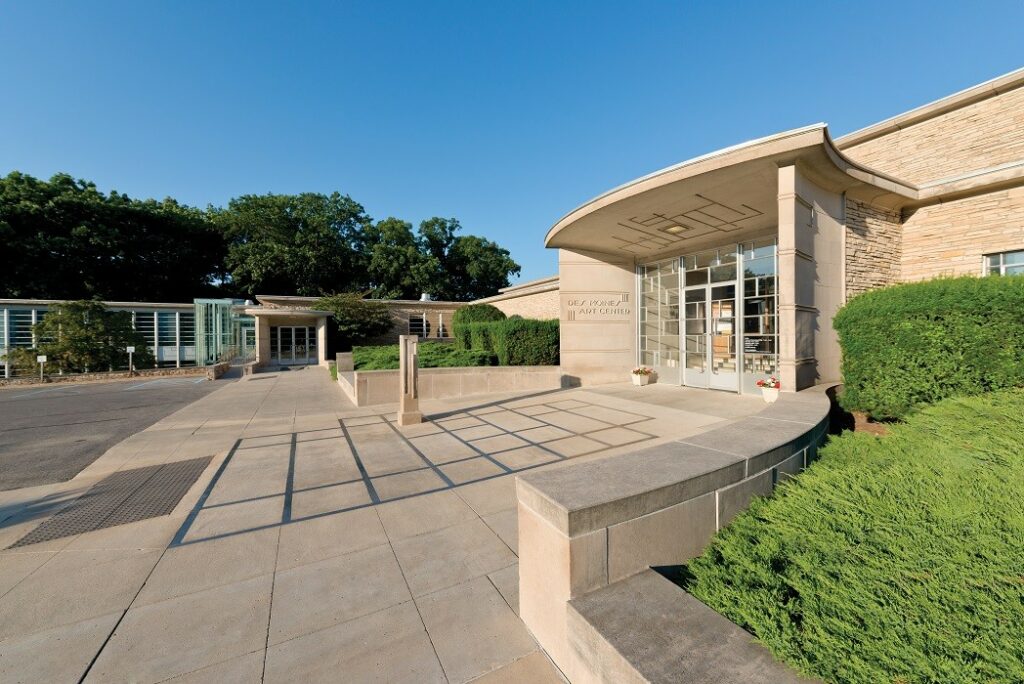 Des Moines Art Center LinkedIn