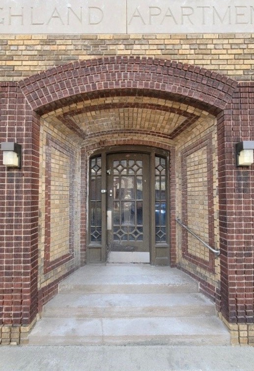 Entry way highland apartments