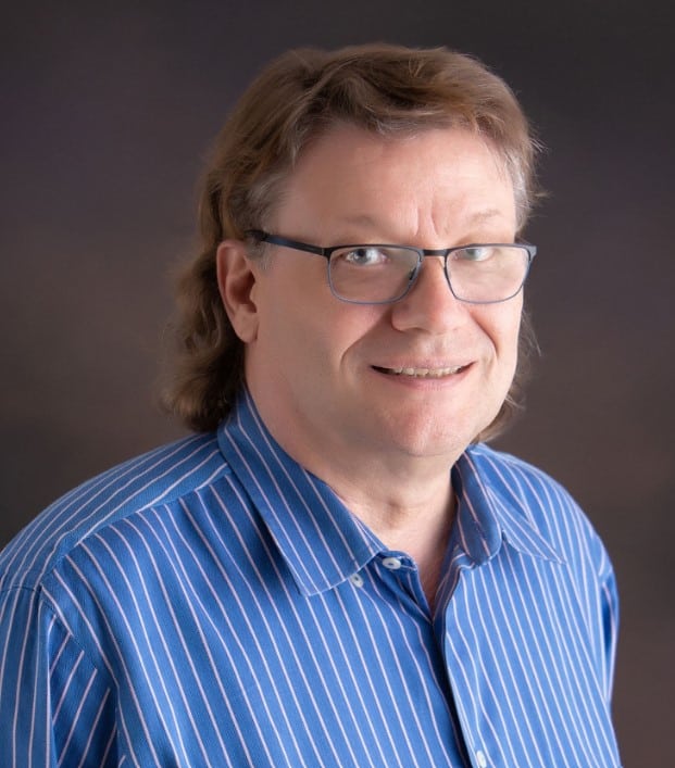 Glenn Lyons