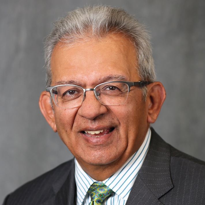 Suku Radia 2015