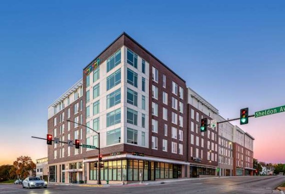 Lincoln Way Apts