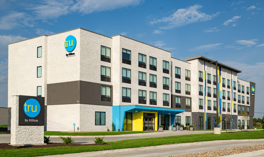 Tru by Hilton Grimes